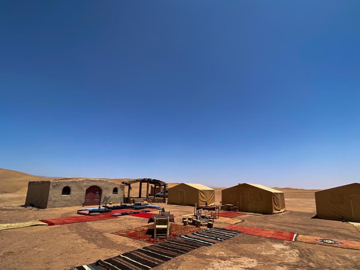 Bivouac Les Nomades & Foum Zguid To Chegaga Tours 호텔 외부 사진
