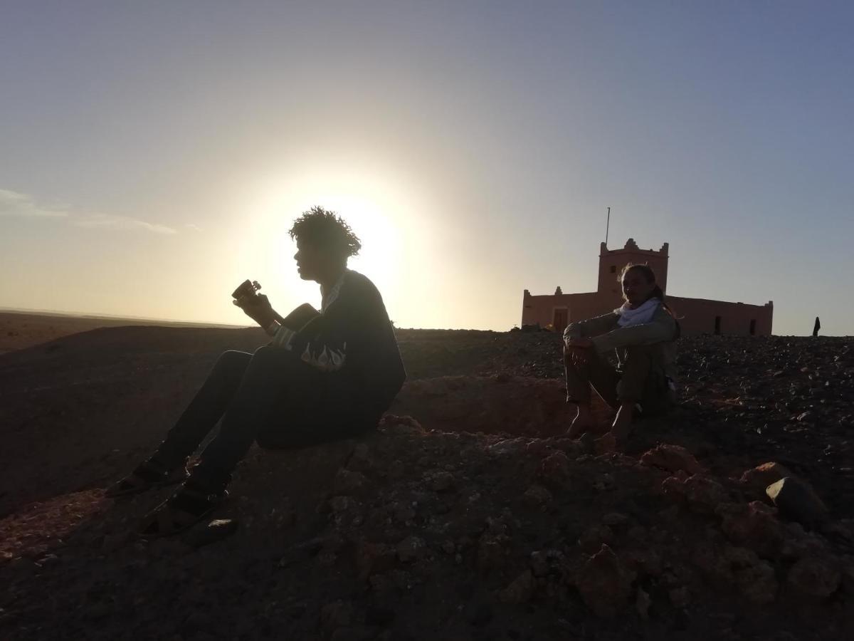 Bivouac Les Nomades & Foum Zguid To Chegaga Tours 호텔 외부 사진