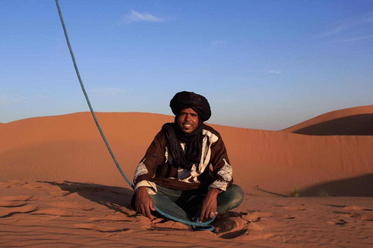 Bivouac Les Nomades & Foum Zguid To Chegaga Tours 호텔 외부 사진