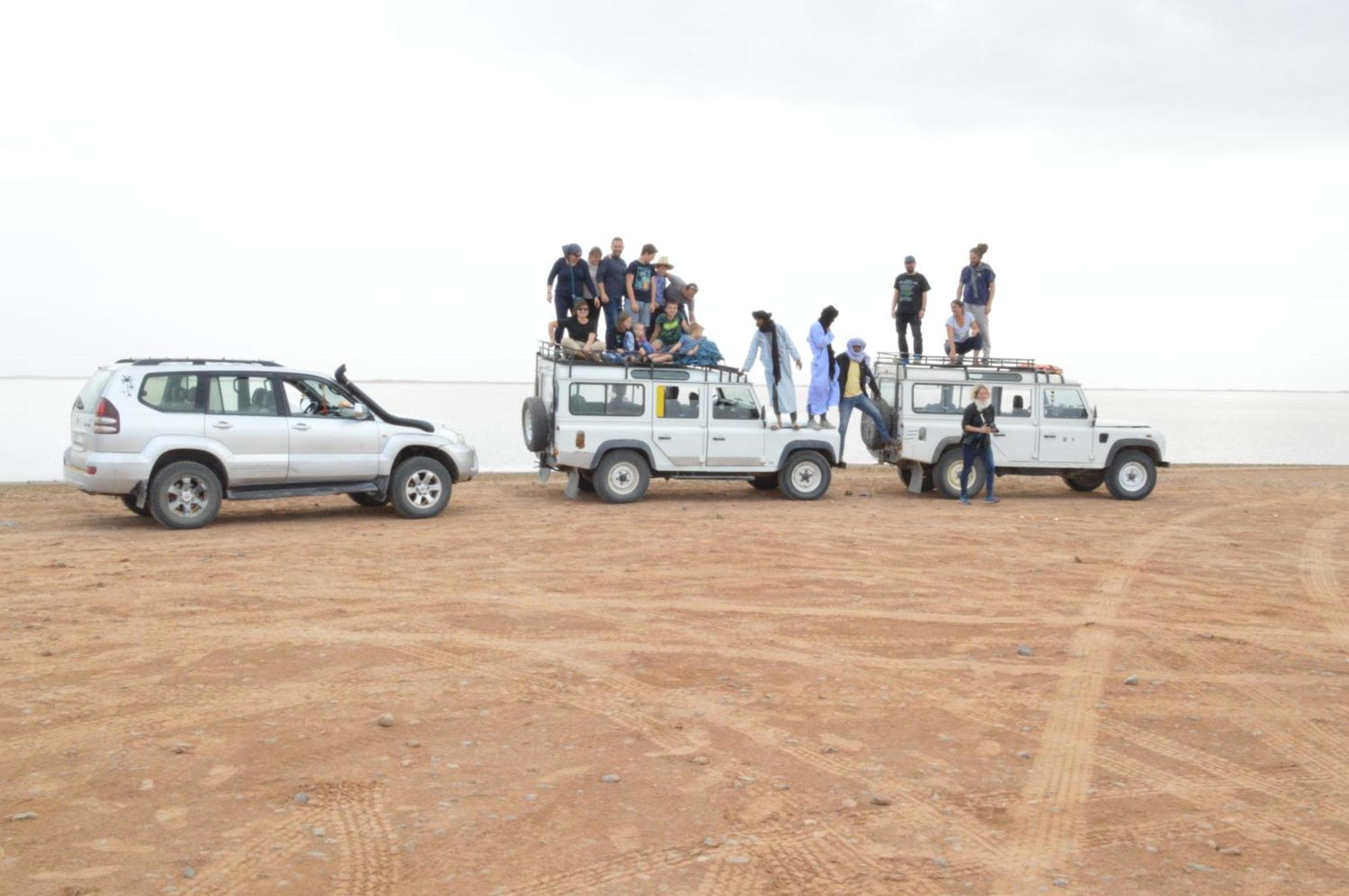 Bivouac Les Nomades & Foum Zguid To Chegaga Tours 호텔 외부 사진